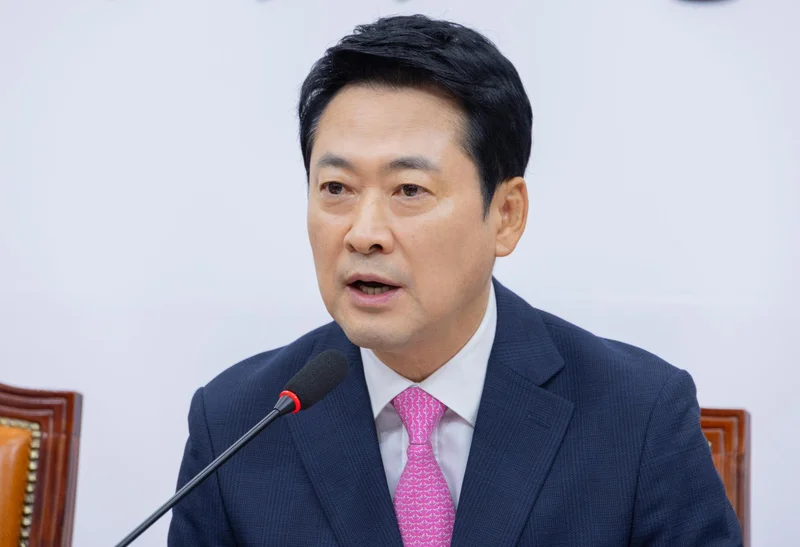 Opposition leader blasts Lee's praise of Trump's decision to reduce Korea-US drills