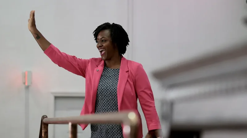 'Stop gaslighting me!': Florida Democrats' Senate nominee and party chair have heated call over socialism