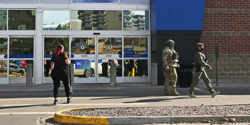 Congress Might Give ICE the Power to Go After Shoplifters