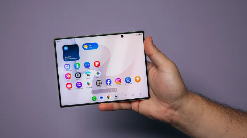 Review: The Samsung Galaxy Z Fold 8 makes phones interesting again