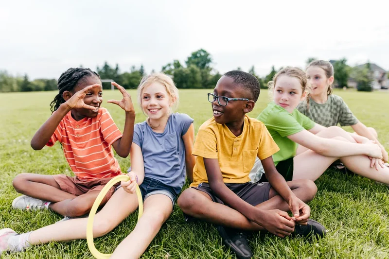 How to help your child make friends at a new school
