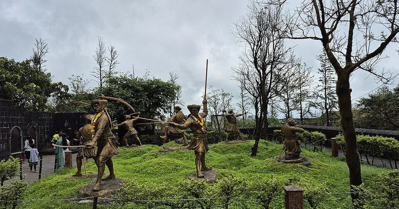 Tourists attacked for wearing shorts at Pune fort, asked if they ‘don’t know Hindu culture’