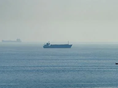 Iran live updates: Trump says deal imminent, Iran-Oman Strait of Hormuz talks ongoing