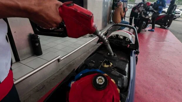 Another round of oil price cuts set on Aug. 11
