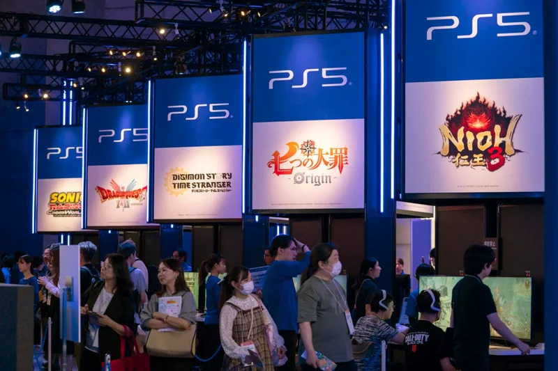Ex-God Of War Writer Answers Why Japanese Video Game Devs Seem To Keep Their Jobs More