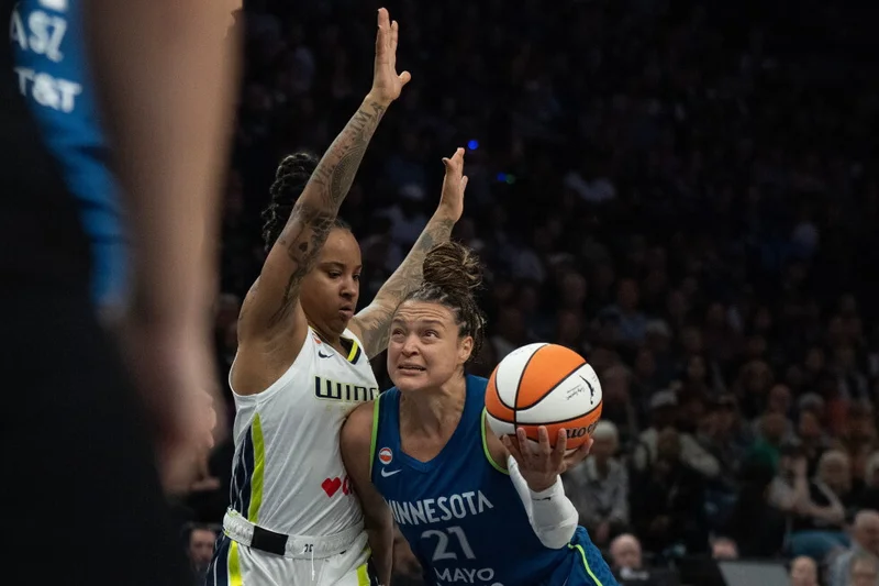 Lynx guard Kayla McBride sets WNBA single-game record by making 10 3s against the Wings