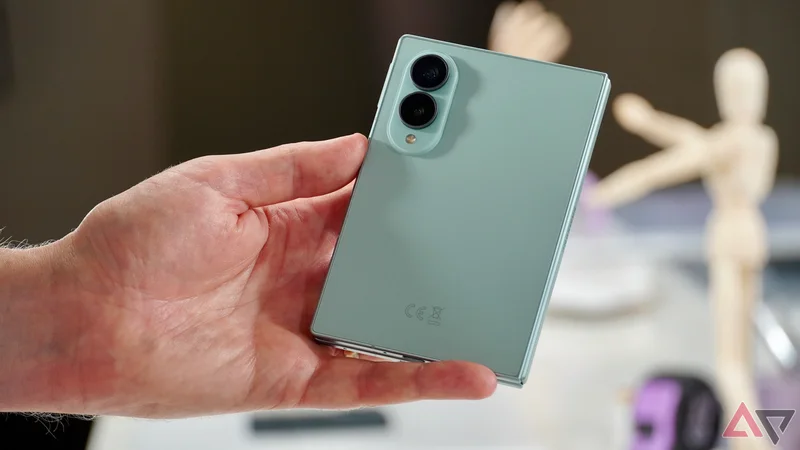 Google Fi just knocked $700 off Samsung's Z Fold 8 foldables