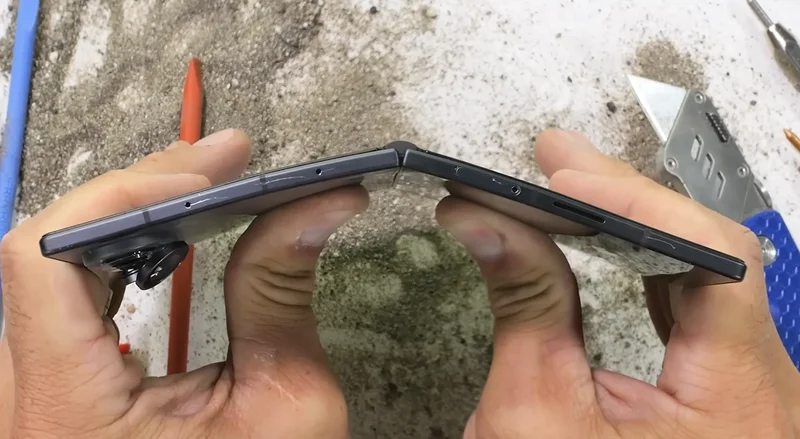 Samsung Galaxy Z Fold 8 survives the ultimate stress test