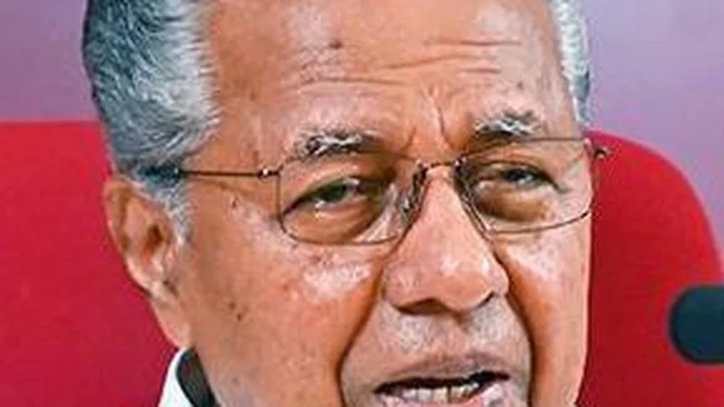 CPI(M) slams Vellappally Natesan for questioning  Shamseer’s secular credentials
