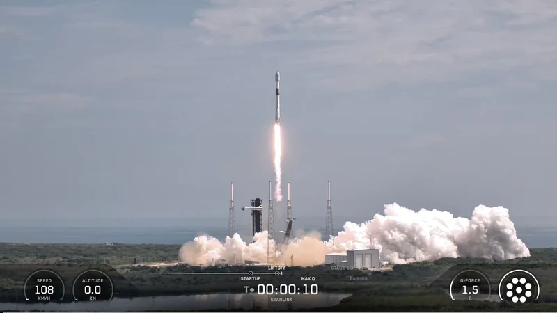 SpaceX launches 29 Starlink satellites, lands rocket on ship at sea (photos)