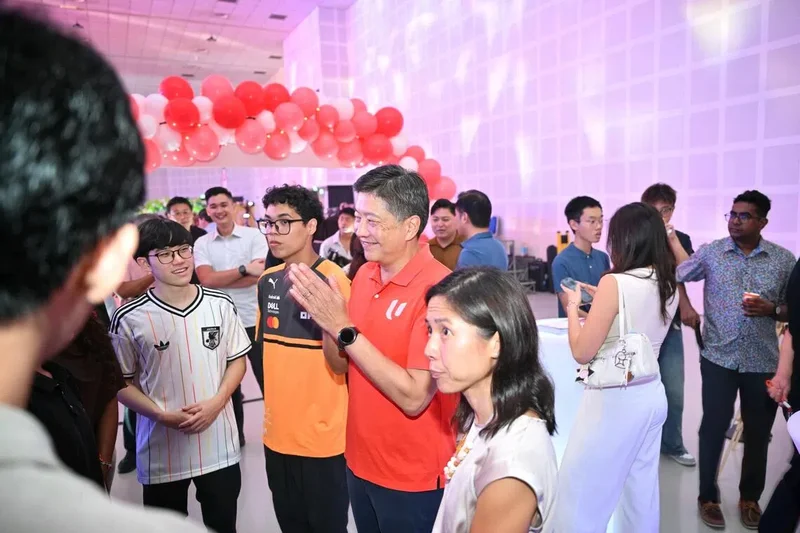 More graduating youth to benefit from NTUC’s bond-free scholarship with leadership training