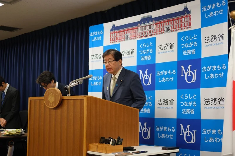 Proposed income rules to apply retroactively to permanent residency applications